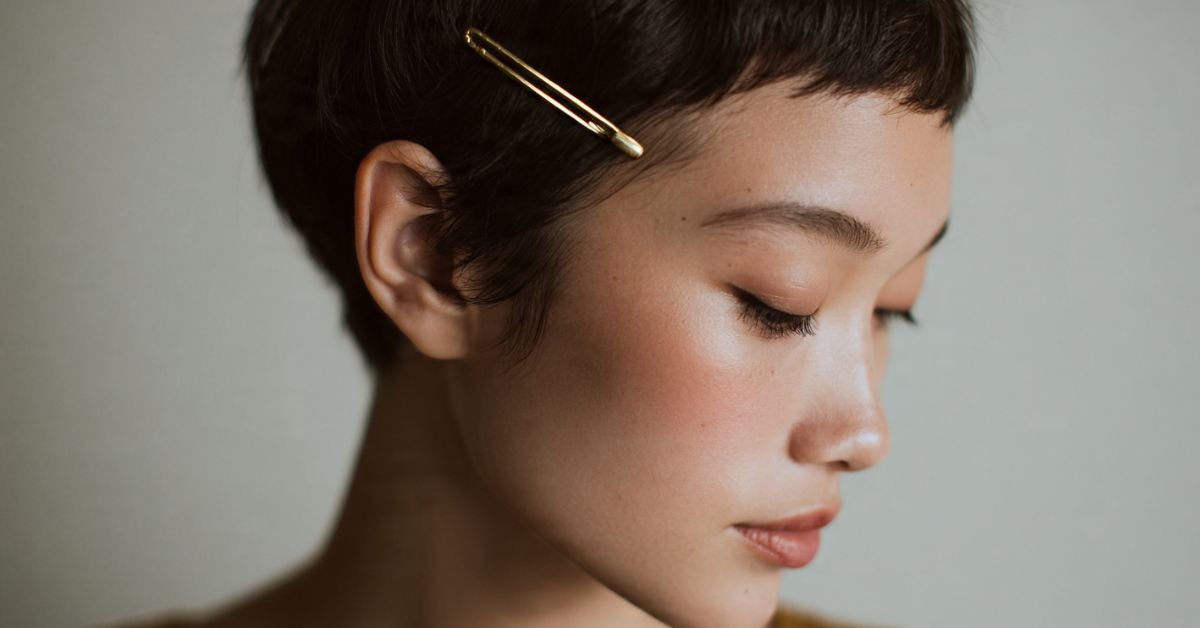 Quel accessoire pour cheveux courts